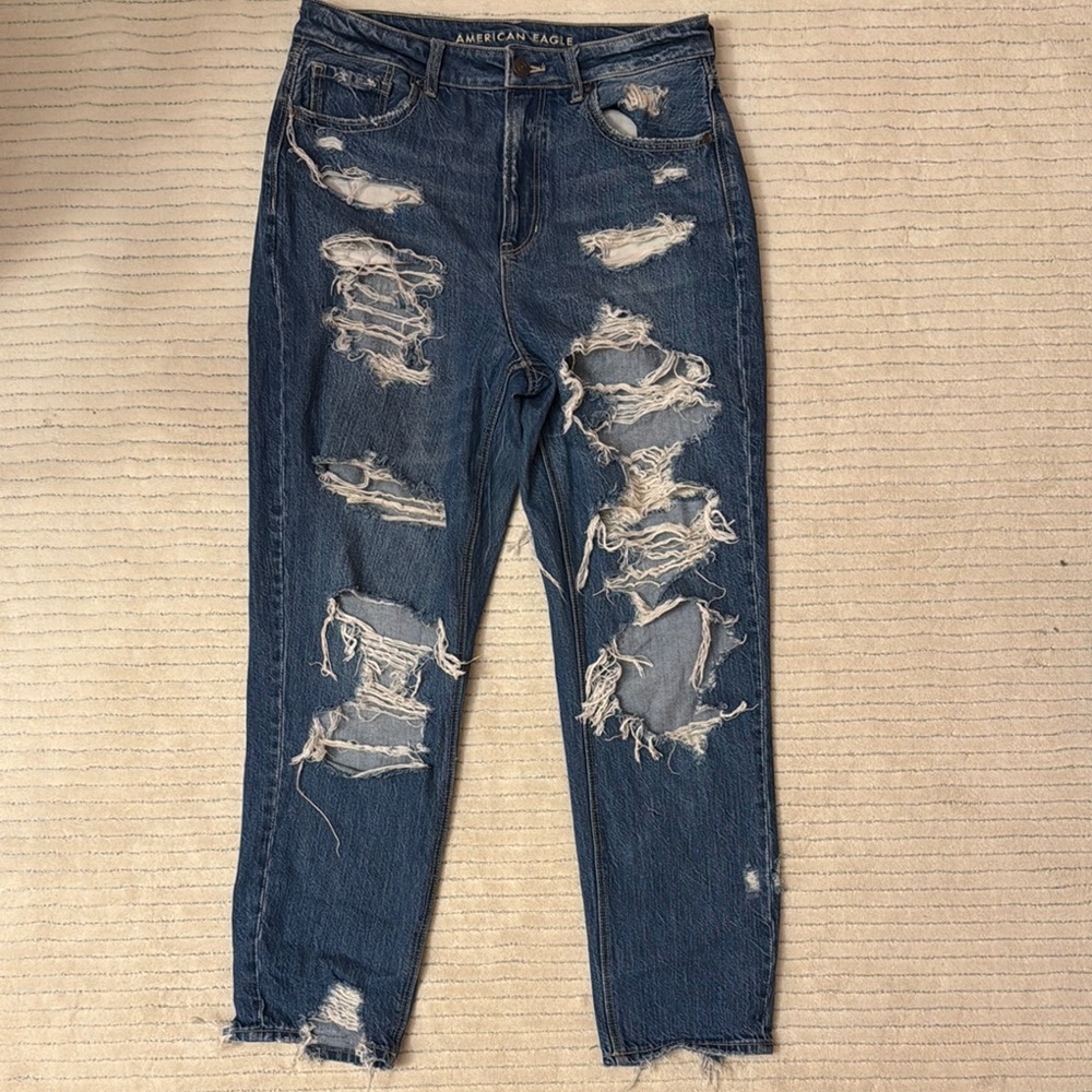 American Eagle Outfitters Blue Straight Leg Distressed Jeans ( mom jean)